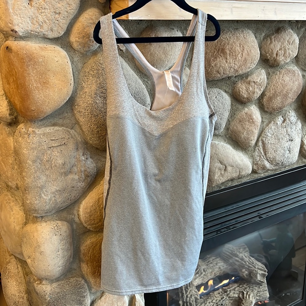 Lucy gray and white striped running athletic yoga tank top.